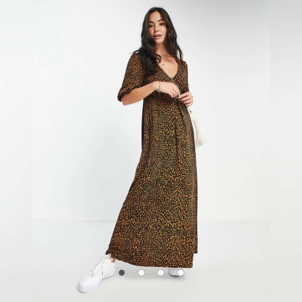 ASOS Leopard Print Maxi Dress with V-Neck and Bishop Sleeves